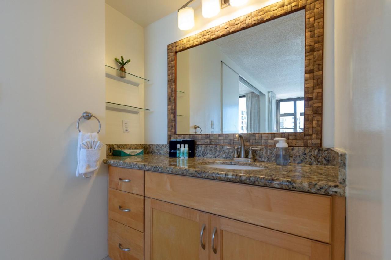 Beautifully Renovated 32Nd Floor Deluxe Ocean View Waikiki Condo Condo Honolulu Exteriér fotografie